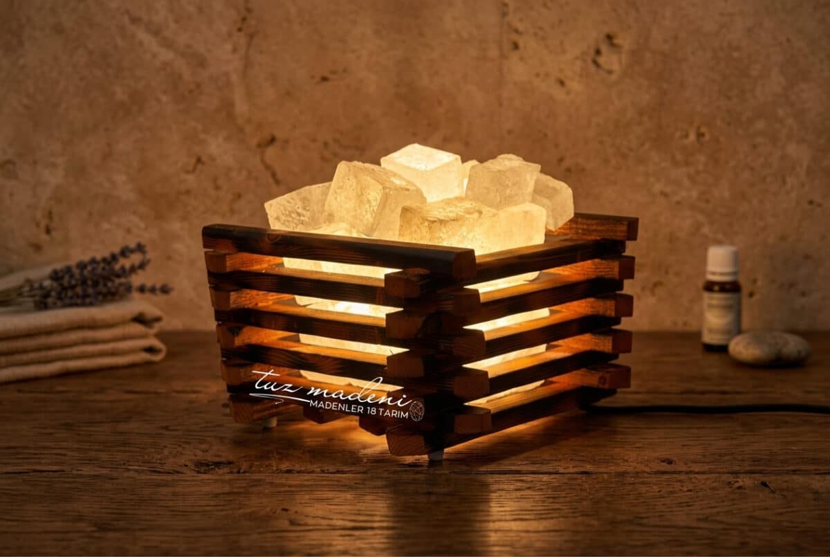 Baklava Dilimi Ahşap Tuz Lambası